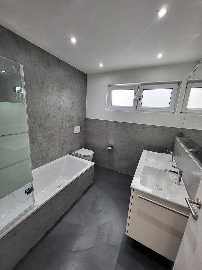 Predaj domu 170 m², pozemok 240 m², Schwalbach am Taunus, Hesensko Predaj domu 170 m², pozemok 240 m², Schwalbach am Taunus, Hesensko