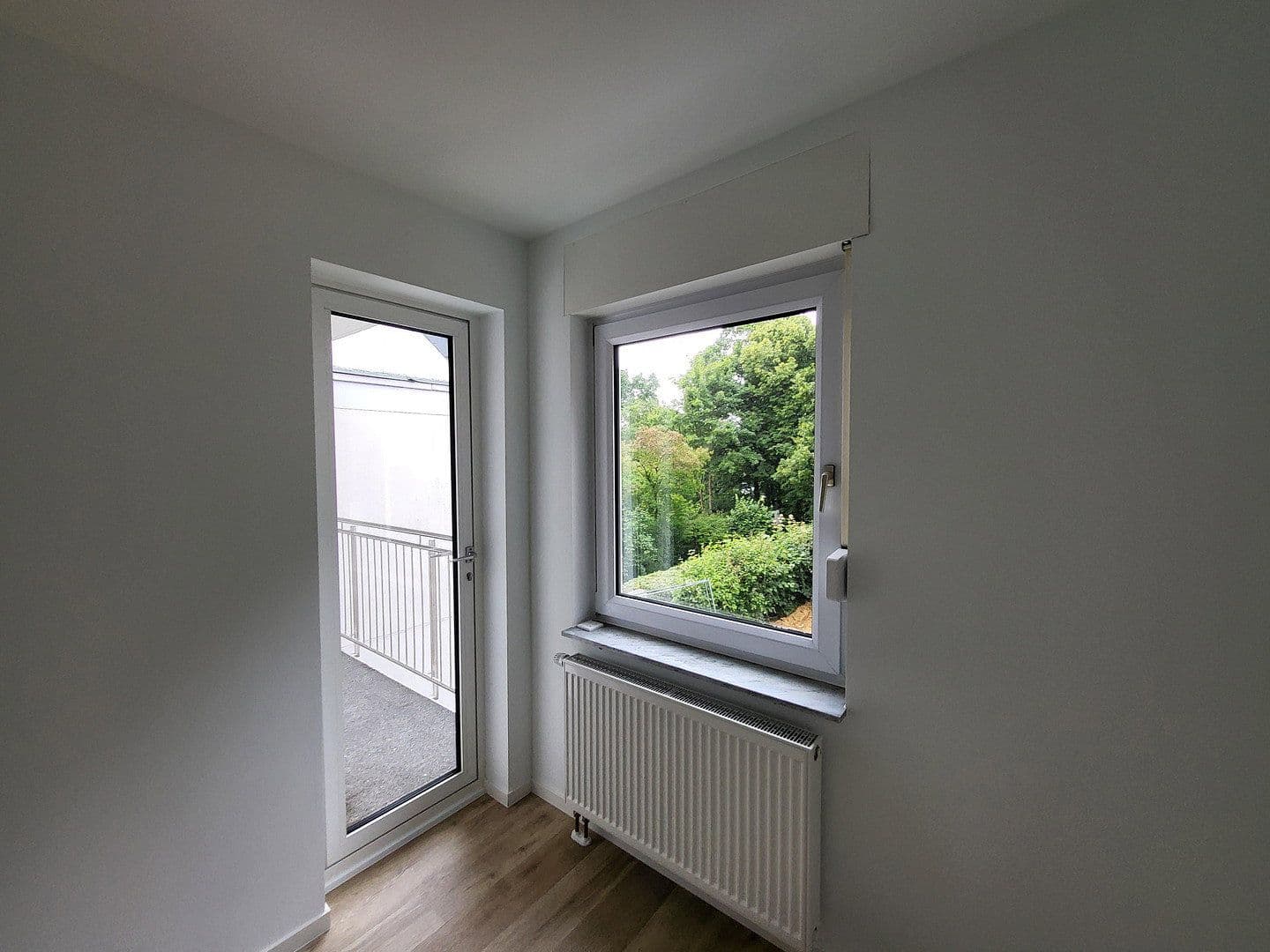 Predaj domu 170 m², pozemok 240 m², Schwalbach am Taunus, Hesensko Predaj domu 170 m², pozemok 240 m², Schwalbach am Taunus, Hesensko