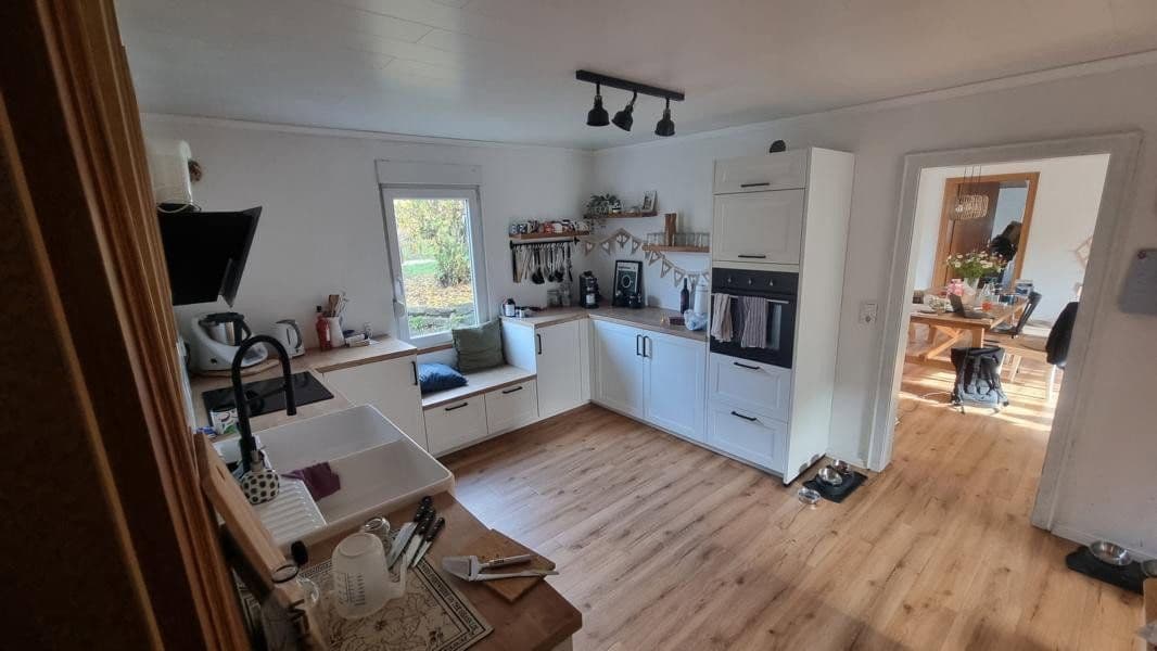 Predaj domu 221 m², pozemok 680 m², Marburger Straße 29, Netphen, Severné Porýnie - Westfálsko Predaj domu 221 m², pozemok 680 m², Marburger Straße 29, Netphen, Severné Porýnie - Westfálsko