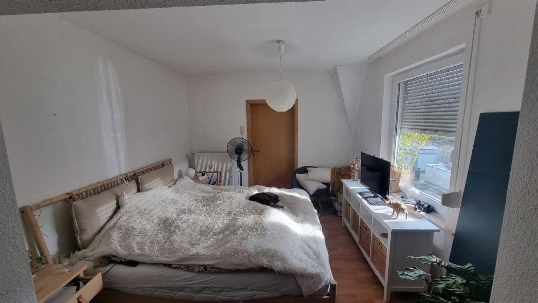 Predaj domu 221 m², pozemok 680 m², Marburger Straße 29, Netphen, Severné Porýnie - Westfálsko Predaj domu 221 m², pozemok 680 m², Marburger Straße 29, Netphen, Severné Porýnie - Westfálsko
