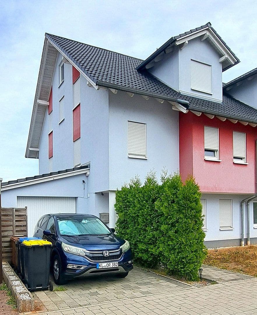 Predaj domu 181 m², pozemok 227 m², Carl-Jacob-Strasse 13, Kaiserslautern-Erfenbach, Porýnie-Falcko Predaj domu 181 m², pozemok 227 m², Carl-Jacob-Strasse 13, Kaiserslautern-Erfenbach, Porýnie-Falcko
