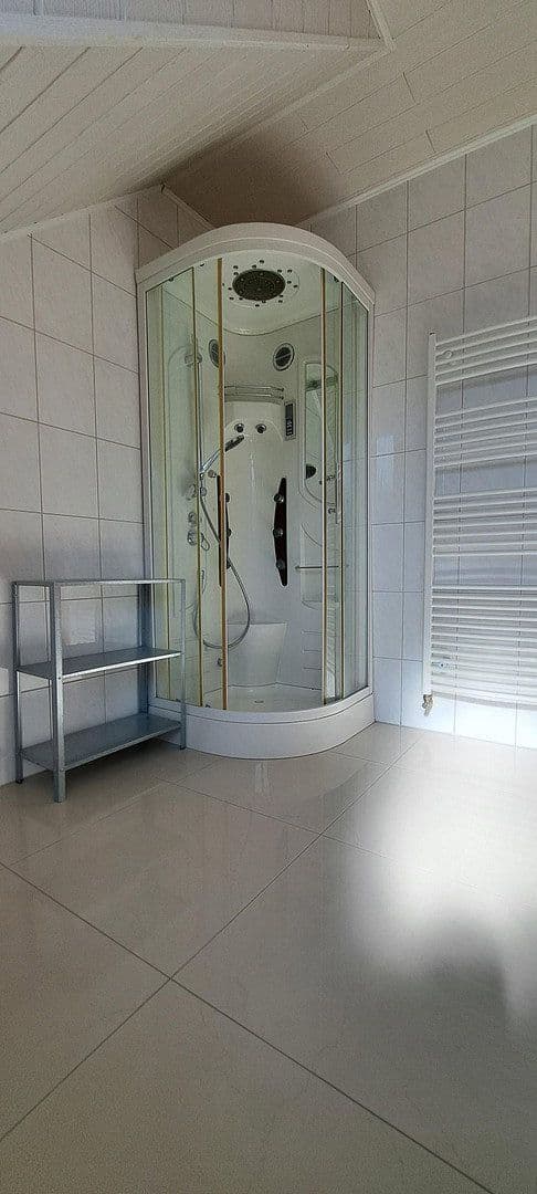 Predaj domu 181 m², pozemok 227 m², Carl-Jacob-Strasse 13, Kaiserslautern-Erfenbach, Porýnie-Falcko Predaj domu 181 m², pozemok 227 m², Carl-Jacob-Strasse 13, Kaiserslautern-Erfenbach, Porýnie-Falcko