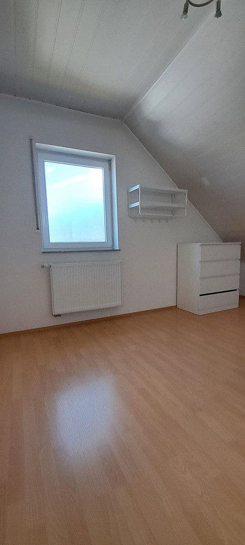 Predaj domu 181 m², pozemok 227 m², Carl-Jacob-Strasse 13, Kaiserslautern-Erfenbach, Porýnie-Falcko Predaj domu 181 m², pozemok 227 m², Carl-Jacob-Strasse 13, Kaiserslautern-Erfenbach, Porýnie-Falcko