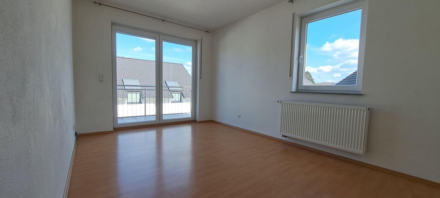Predaj domu 181 m², pozemok 227 m², Carl-Jacob-Strasse 13, Kaiserslautern-Erfenbach, Porýnie-Falcko Predaj domu 181 m², pozemok 227 m², Carl-Jacob-Strasse 13, Kaiserslautern-Erfenbach, Porýnie-Falcko