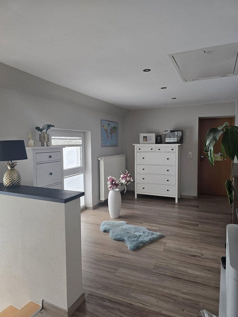 Predaj domu 176 m², pozemok 490 m², Speyerer Straße 23, Römerberg, Porýnie-Falcko Predaj domu 176 m², pozemok 490 m², Speyerer Straße 23, Römerberg, Porýnie-Falcko