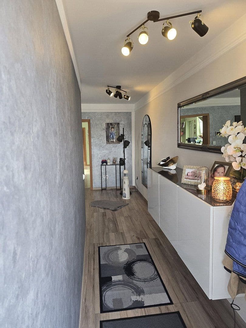 Predaj domu 176 m², pozemok 490 m², Speyerer Straße 23, Römerberg, Porýnie-Falcko Predaj domu 176 m², pozemok 490 m², Speyerer Straße 23, Römerberg, Porýnie-Falcko