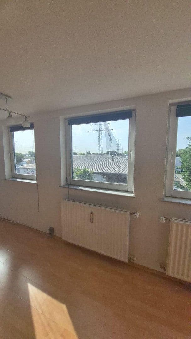 Predaj domu 220 m², pozemok 321 m², Kölner Straße 185, Frechen, Severné Porýnie - Westfálsko Predaj domu 220 m², pozemok 321 m², Kölner Straße 185, Frechen, Severné Porýnie - Westfálsko