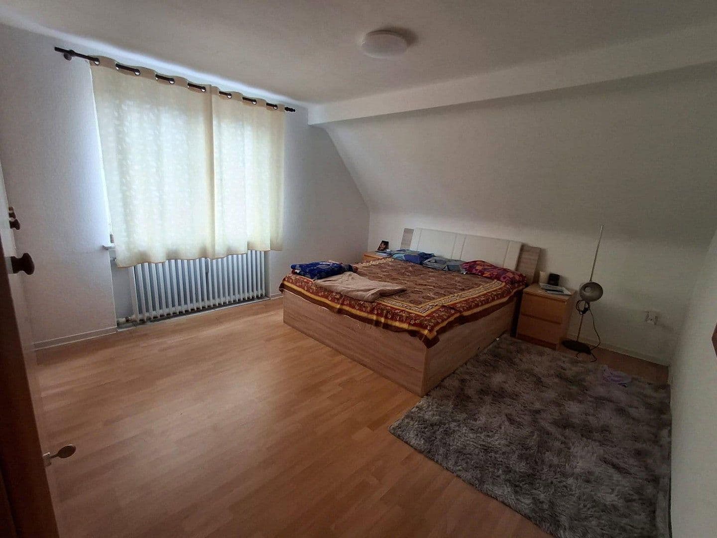 Predaj domu 220 m², pozemok 321 m², Kölner Straße 185, Frechen, Severné Porýnie - Westfálsko Predaj domu 220 m², pozemok 321 m², Kölner Straße 185, Frechen, Severné Porýnie - Westfálsko