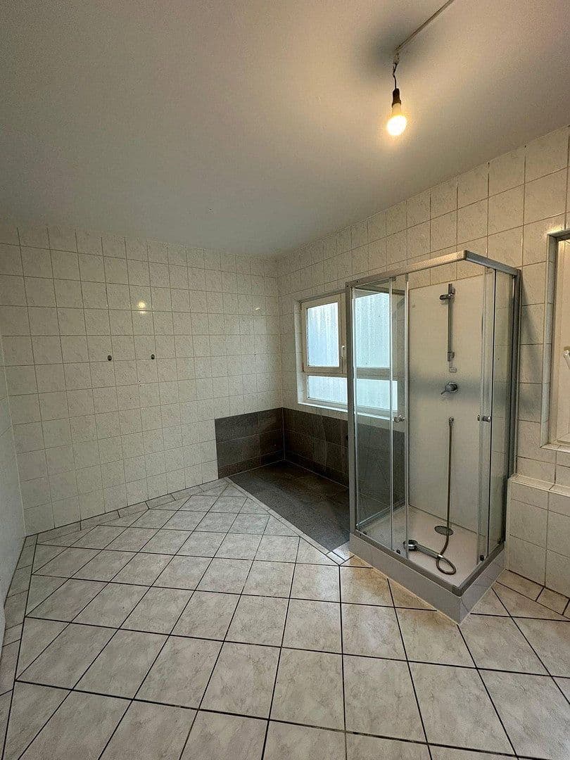 Predaj domu 500 m², pozemok 256 m², Kölner Straße 3, Bergheim, Severné Porýnie - Westfálsko Predaj domu 500 m², pozemok 256 m², Kölner Straße 3, Bergheim, Severné Porýnie - Westfálsko