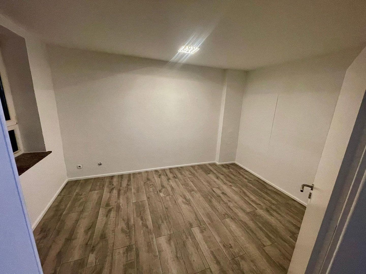 Predaj domu 500 m², pozemok 256 m², Kölner Straße 3, Bergheim, Severné Porýnie - Westfálsko Predaj domu 500 m², pozemok 256 m², Kölner Straße 3, Bergheim, Severné Porýnie - Westfálsko