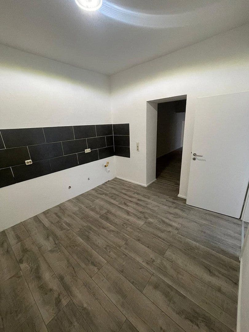 Predaj domu 500 m², pozemok 256 m², Kölner Straße 3, Bergheim, Severné Porýnie - Westfálsko Predaj domu 500 m², pozemok 256 m², Kölner Straße 3, Bergheim, Severné Porýnie - Westfálsko