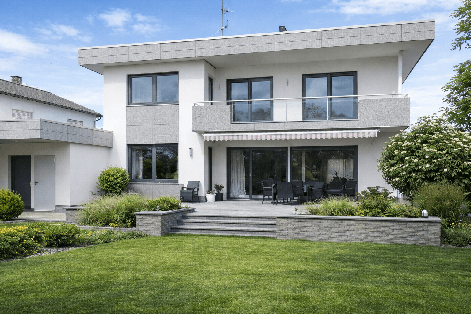Predaj domu 215 m², pozemok 680 m², Biblis, Hesensko Predaj domu 215 m², pozemok 680 m², Biblis, Hesensko