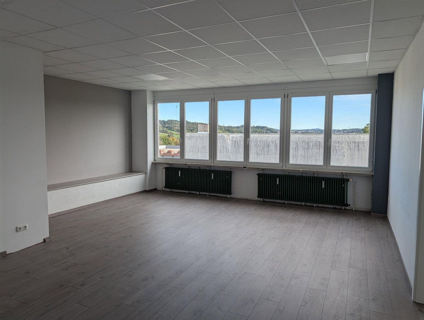 Prenájom kancelárie 460 m², Winzerleite 4, Passau, Bavorsko Prenájom kancelárie 460 m², Winzerleite 4, Passau, Bavorsko