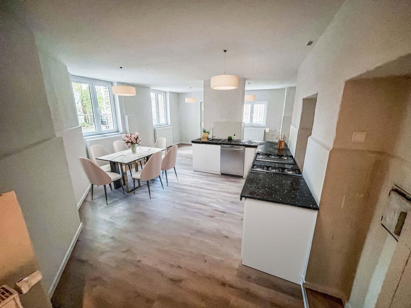 Prenájom bytu 2-izbový 87 m², Mötzlicherstrasse 3, Halle an der Saale, Sasko-Anhaltsko Prenájom bytu 2-izbový 87 m², Mötzlicherstrasse 3, Halle an der Saale, Sasko-Anhaltsko