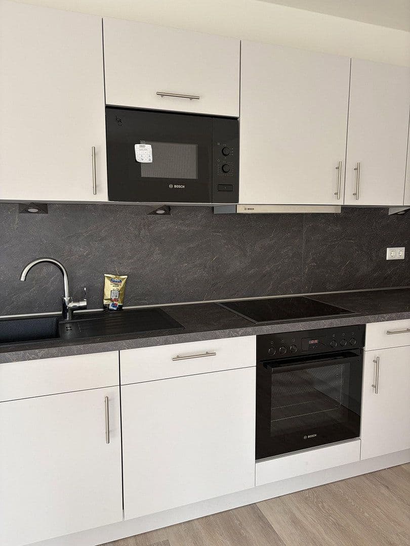 Prenájom bytu 3-izbový 88 m², Hauptstr. 6, Brackel, Dolné Sasko Prenájom bytu 3-izbový 88 m², Hauptstr. 6, Brackel, Dolné Sasko
