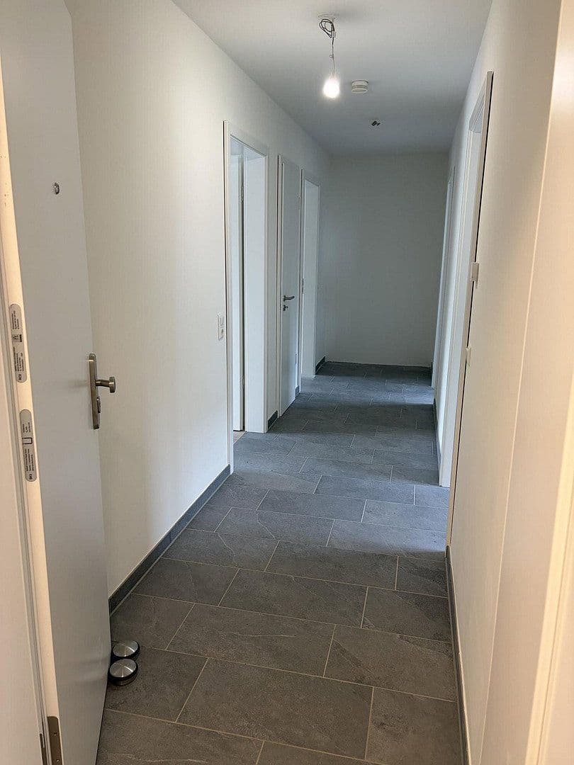Prenájom bytu 3-izbový 88 m², Hauptstr. 6, Brackel, Dolné Sasko Prenájom bytu 3-izbový 88 m², Hauptstr. 6, Brackel, Dolné Sasko