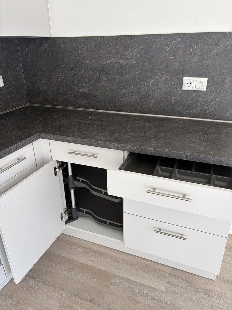 Prenájom bytu 3-izbový 88 m², Hauptstr. 6, Brackel, Dolné Sasko Prenájom bytu 3-izbový 88 m², Hauptstr. 6, Brackel, Dolné Sasko
