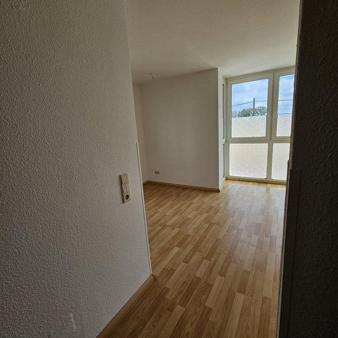 Prenájom bytu 1-izbový 27 m², Am Bahnhof 71, Frankenberg/Sachsen, Sasko Prenájom bytu 1-izbový 27 m², Am Bahnhof 71, Frankenberg/Sachsen, Sasko