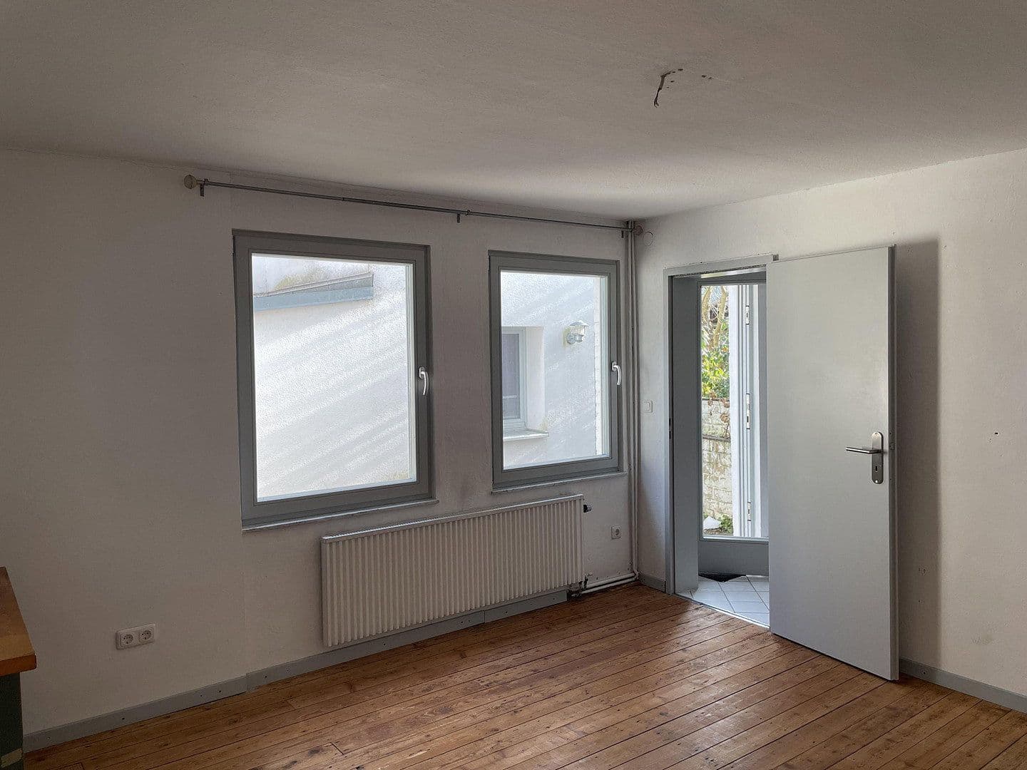 Predaj domu 93 m², pozemok 161 m², Lüneburg, Dolné Sasko Predaj domu 93 m², pozemok 161 m², Lüneburg, Dolné Sasko