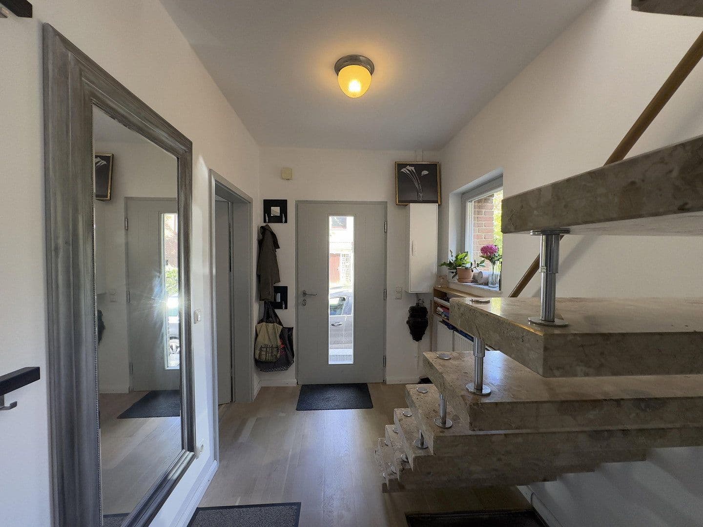 Predaj domu 93 m², pozemok 161 m², Lüneburg, Dolné Sasko Predaj domu 93 m², pozemok 161 m², Lüneburg, Dolné Sasko