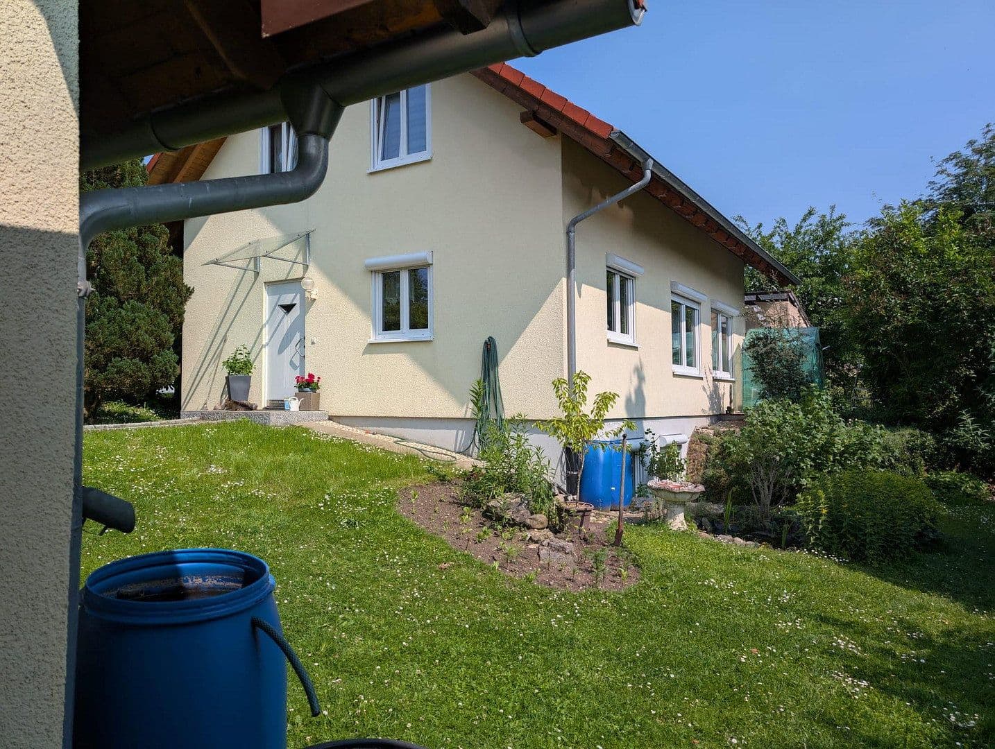 Predaj domu 120 m², pozemok 800 m², Eigeltingen, Bádensko-Wurttembersko Predaj domu 120 m², pozemok 800 m², Eigeltingen, Bádensko-Wurttembersko