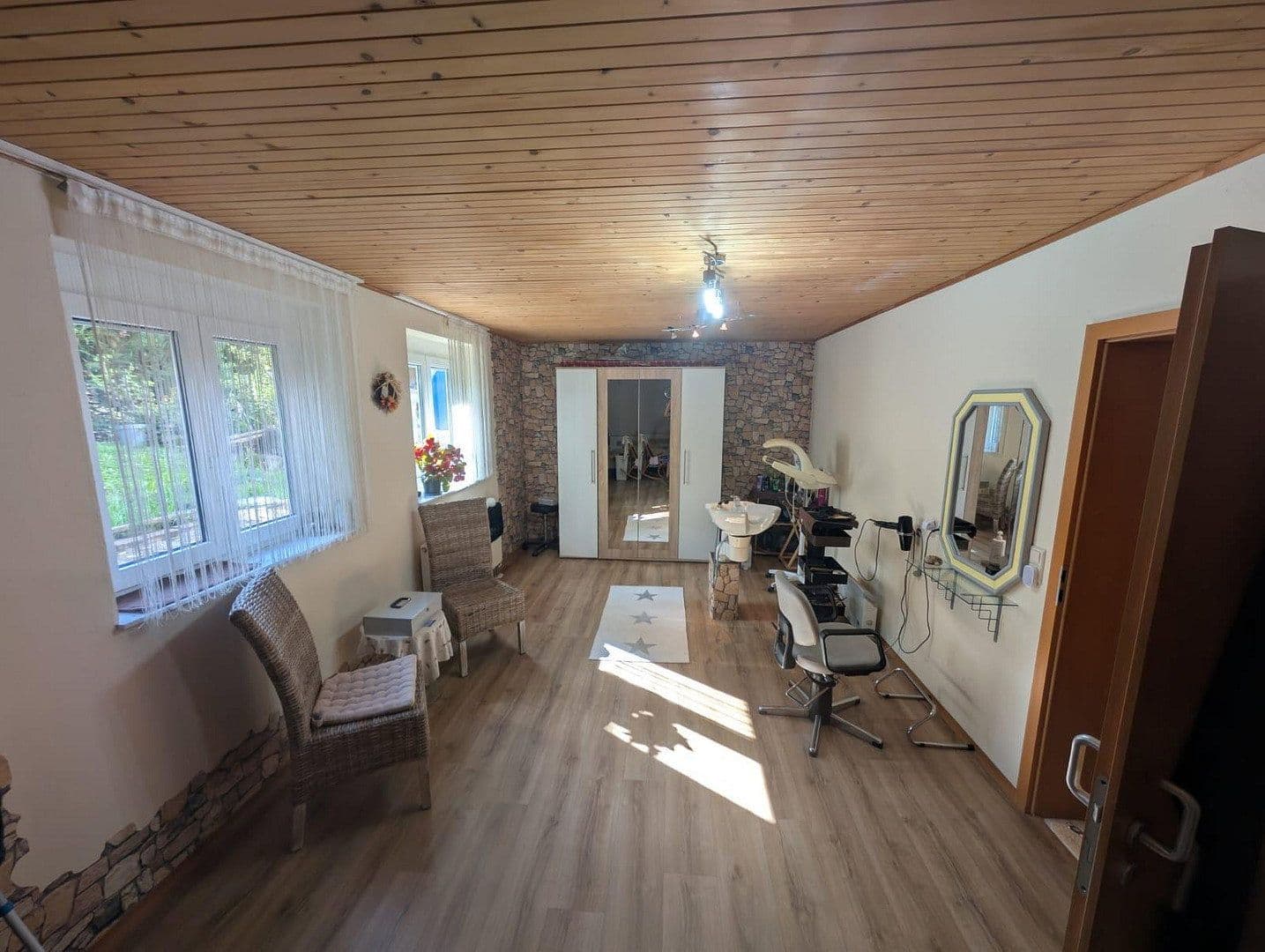 Predaj domu 120 m², pozemok 800 m², Eigeltingen, Bádensko-Wurttembersko Predaj domu 120 m², pozemok 800 m², Eigeltingen, Bádensko-Wurttembersko