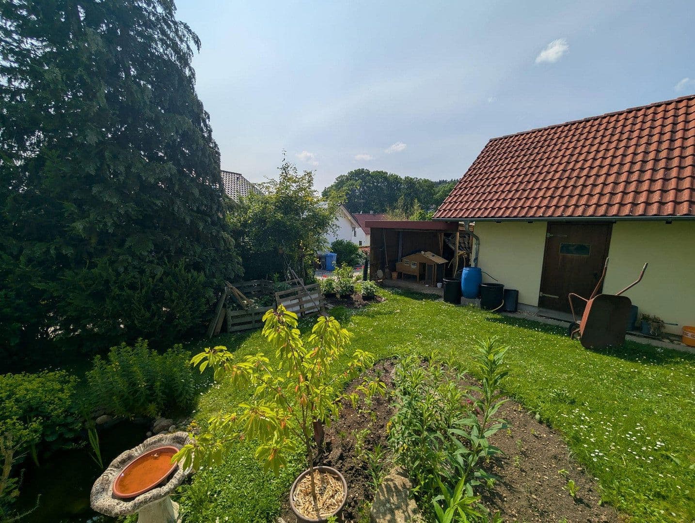 Predaj domu 120 m², pozemok 800 m², Eigeltingen, Bádensko-Wurttembersko Predaj domu 120 m², pozemok 800 m², Eigeltingen, Bádensko-Wurttembersko