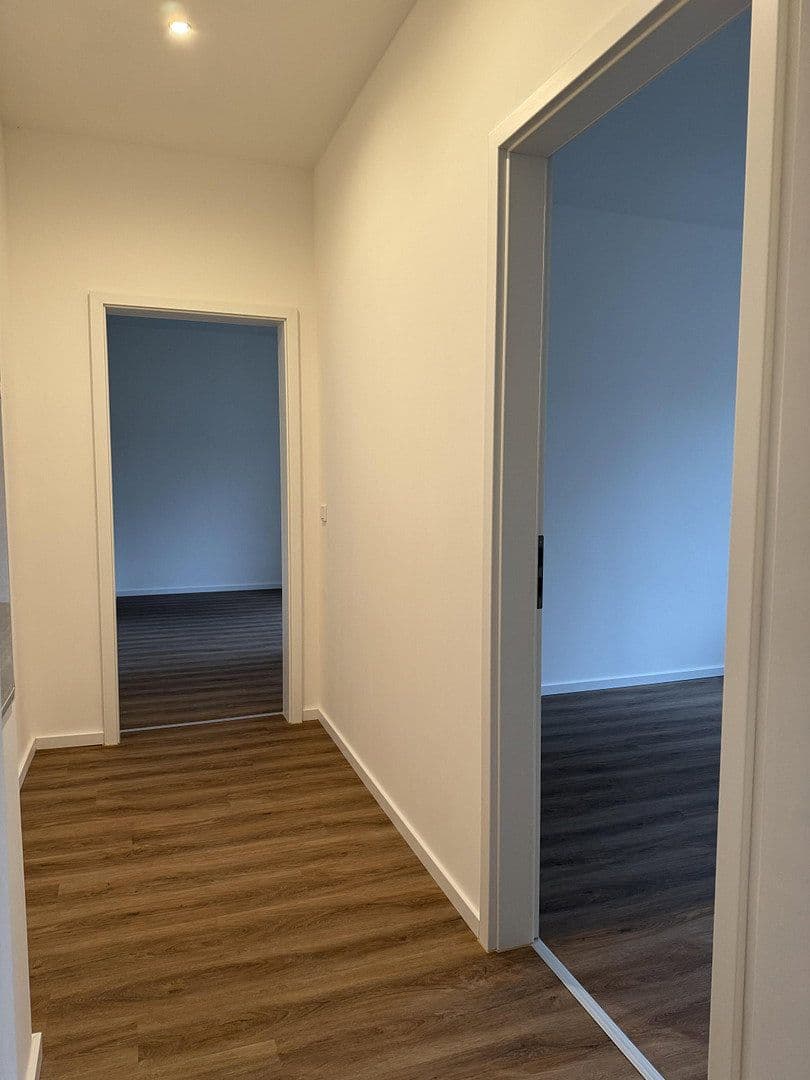 Prenájom bytu 3-izbový 70 m², Erlangerstraße 91, Fürth, Bavorsko Prenájom bytu 3-izbový 70 m², Erlangerstraße 91, Fürth, Bavorsko