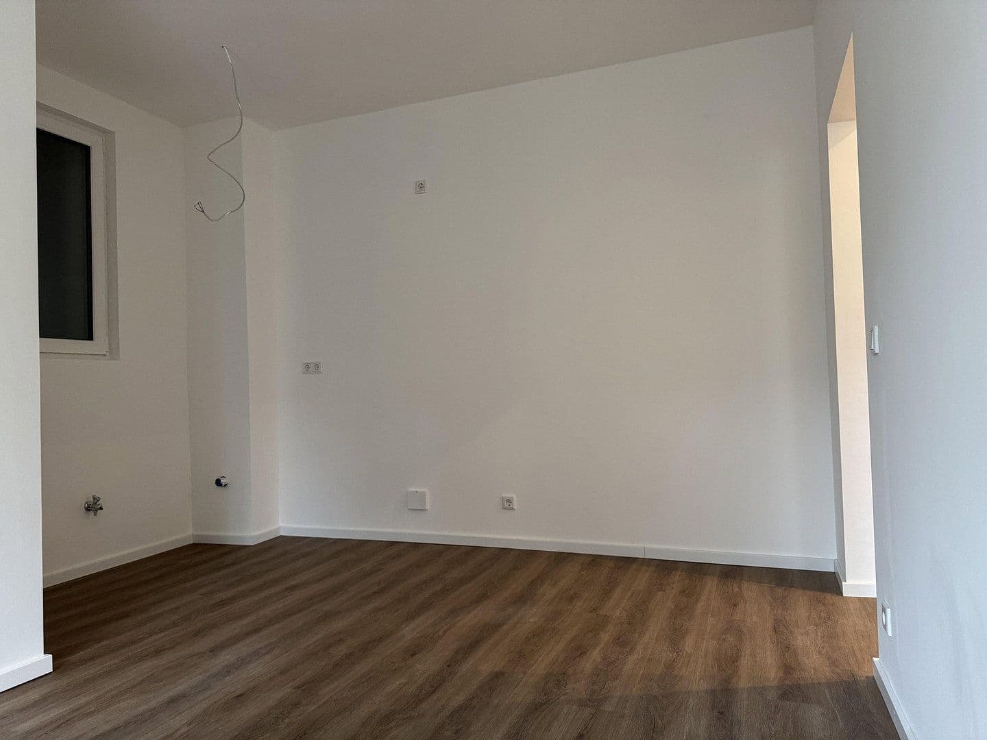 Prenájom bytu 3-izbový 70 m², Erlangerstraße 91, Fürth, Bavorsko Prenájom bytu 3-izbový 70 m², Erlangerstraße 91, Fürth, Bavorsko