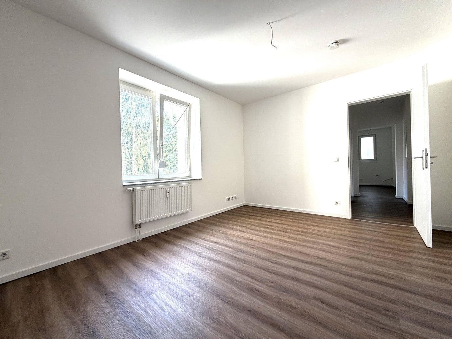 Prenájom bytu 3-izbový 70 m², Erlangerstraße 91, Fürth, Bavorsko Prenájom bytu 3-izbový 70 m², Erlangerstraße 91, Fürth, Bavorsko