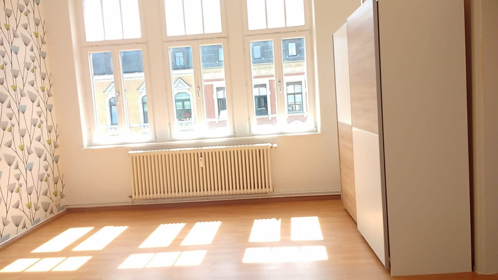 Predaj bytu 4-izbový 90 m², Martin Lutherstr 12, Plavno, Sasko Predaj bytu 4-izbový 90 m², Martin Lutherstr 12, Plavno, Sasko