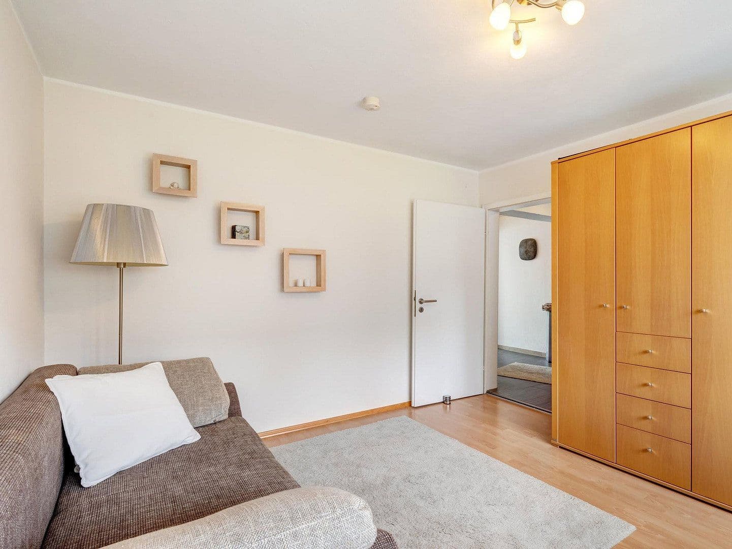 Predaj domu 237 m², pozemok 992 m², Reichertshausen - Steinkirchen, Bavorsko Predaj domu 237 m², pozemok 992 m², Reichertshausen - Steinkirchen, Bavorsko