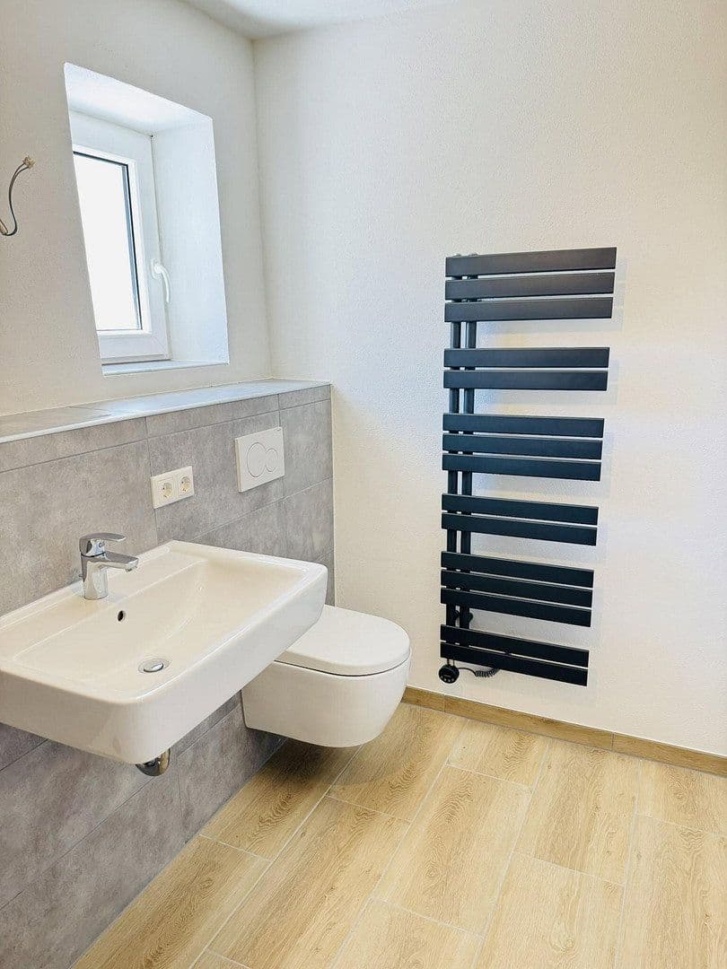 Predaj domu 180 m², pozemok 357 m², Bechhofen, Bavorsko Predaj domu 180 m², pozemok 357 m², Bechhofen, Bavorsko