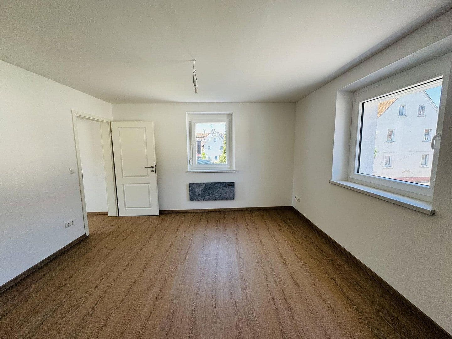 Predaj domu 180 m², pozemok 357 m², Bechhofen, Bavorsko Predaj domu 180 m², pozemok 357 m², Bechhofen, Bavorsko