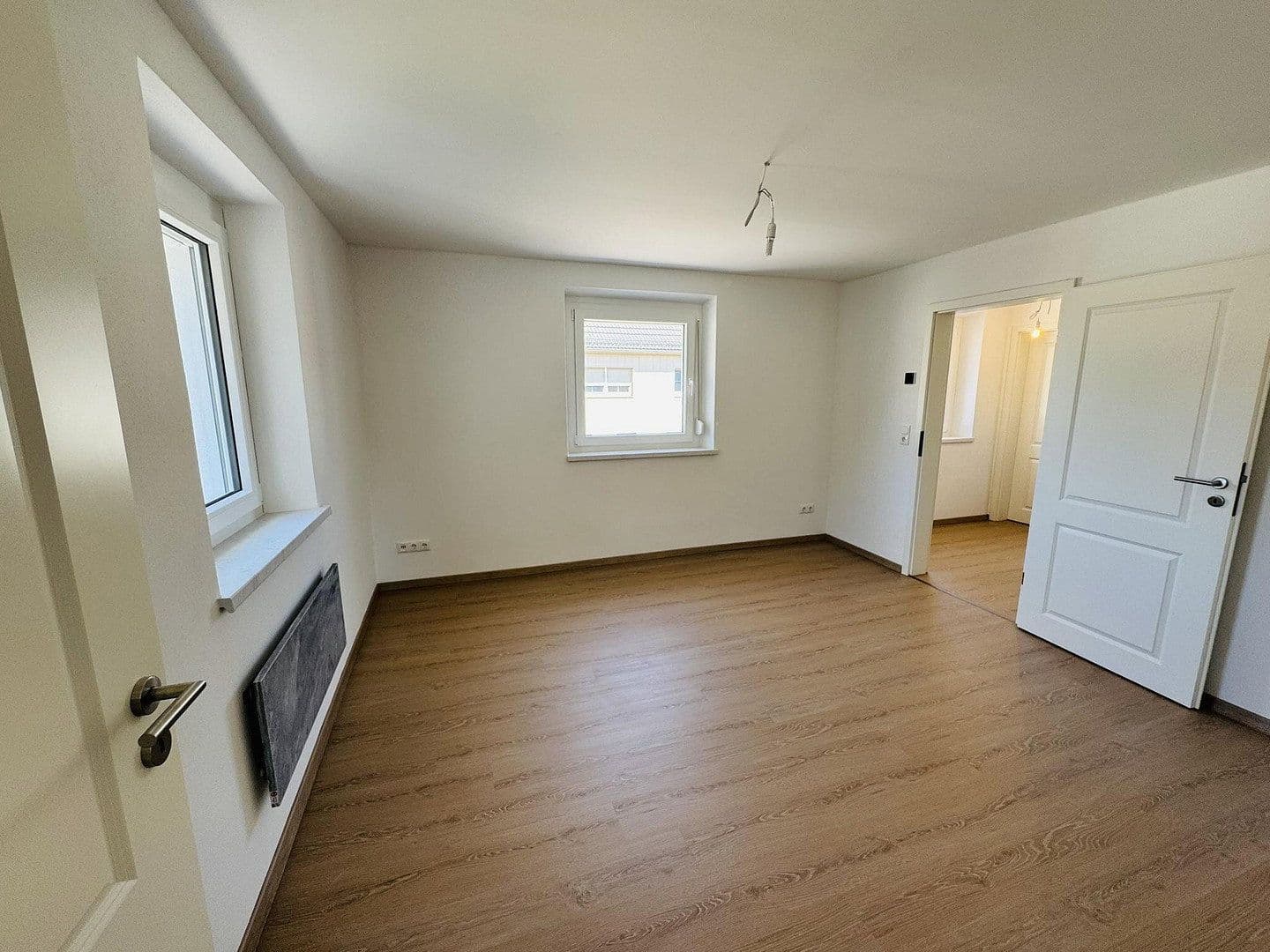 Predaj domu 180 m², pozemok 357 m², Bechhofen, Bavorsko Predaj domu 180 m², pozemok 357 m², Bechhofen, Bavorsko