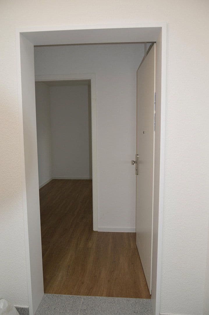 Prenájom bytu 3-izbový 97 m², Anny-Schlemm-Str. 7, Neu-Isenburg, Hesensko Prenájom bytu 3-izbový 97 m², Anny-Schlemm-Str. 7, Neu-Isenburg, Hesensko