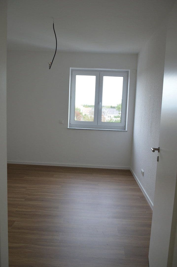 Prenájom bytu 3-izbový 97 m², Anny-Schlemm-Str. 7, Neu-Isenburg, Hesensko Prenájom bytu 3-izbový 97 m², Anny-Schlemm-Str. 7, Neu-Isenburg, Hesensko
