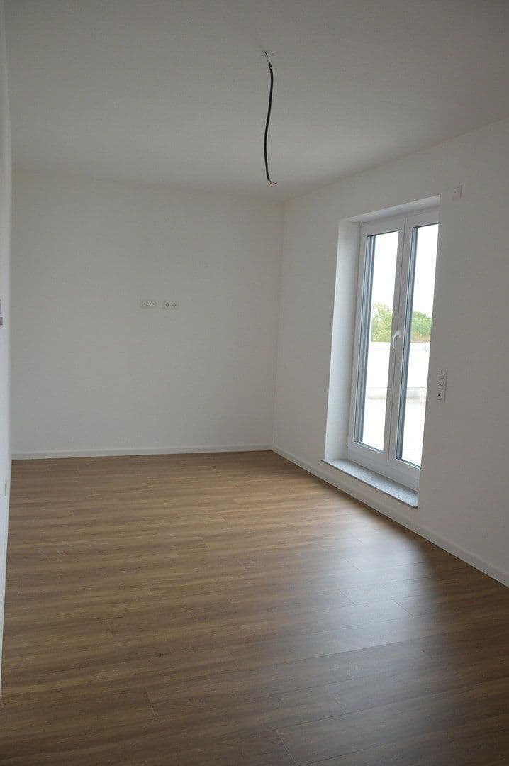 Prenájom bytu 3-izbový 97 m², Anny-Schlemm-Str. 7, Neu-Isenburg, Hesensko Prenájom bytu 3-izbový 97 m², Anny-Schlemm-Str. 7, Neu-Isenburg, Hesensko