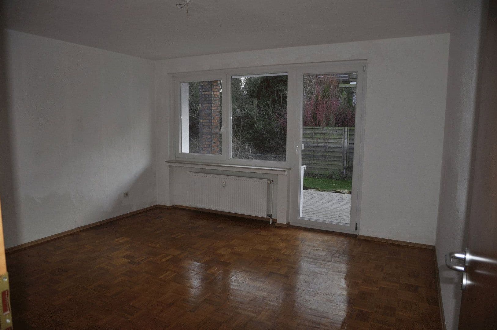 Predaj domu 267 m², pozemok 1.075 m², Wennigsen (Deister), Dolné Sasko Predaj domu 267 m², pozemok 1.075 m², Wennigsen (Deister), Dolné Sasko