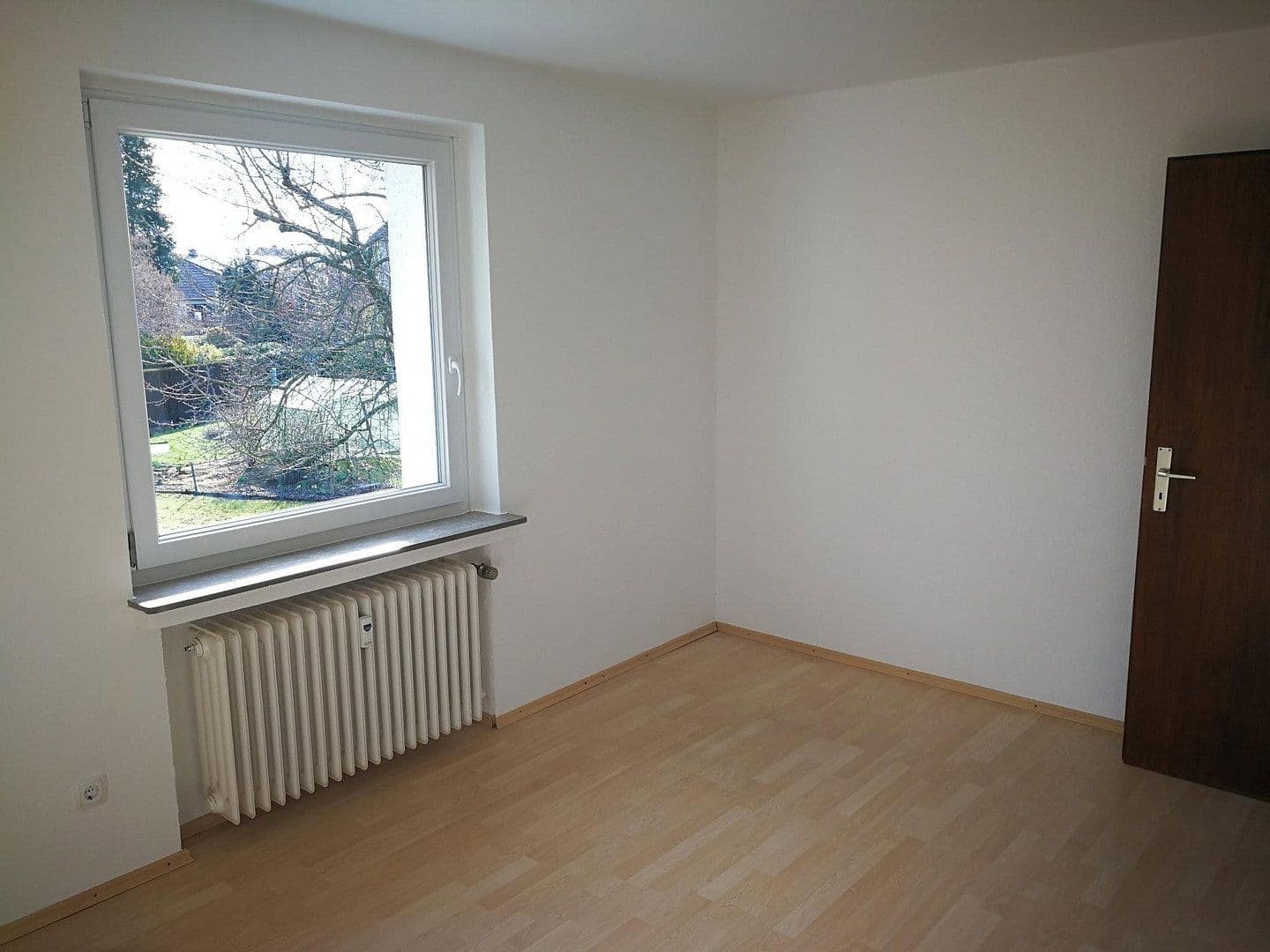 Predaj domu 267 m², pozemok 1.075 m², Wennigsen (Deister), Dolné Sasko Predaj domu 267 m², pozemok 1.075 m², Wennigsen (Deister), Dolné Sasko
