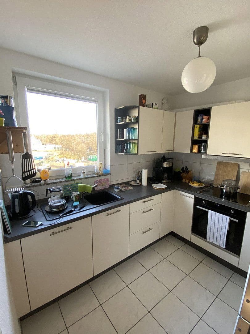 Prenájom bytu 4-izbový 97 m², Willy-Brandt-Str. 3, Bergisch Gladbach, Severné Porýnie - Westfálsko Prenájom bytu 4-izbový 97 m², Willy-Brandt-Str. 3, Bergisch Gladbach, Severné Porýnie - Westfálsko