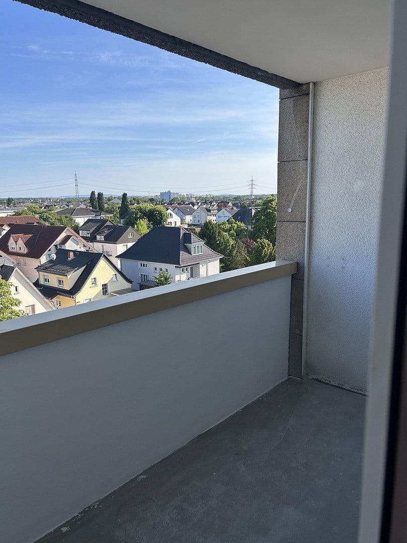 Prenájom bytu 4-izbový 95 m², Rodgau, Hesensko Prenájom bytu 4-izbový 95 m², Rodgau, Hesensko
