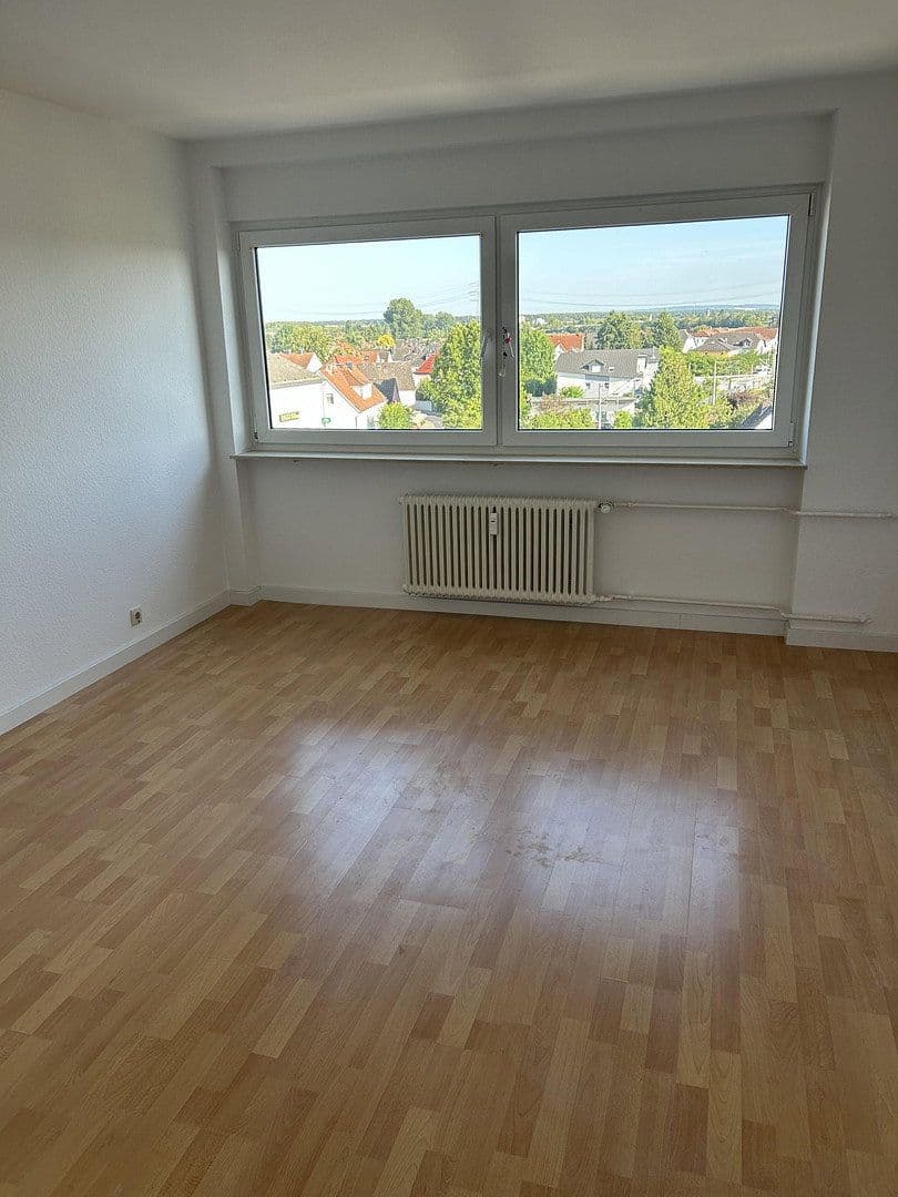 Prenájom bytu 4-izbový 95 m², Rodgau, Hesensko Prenájom bytu 4-izbový 95 m², Rodgau, Hesensko