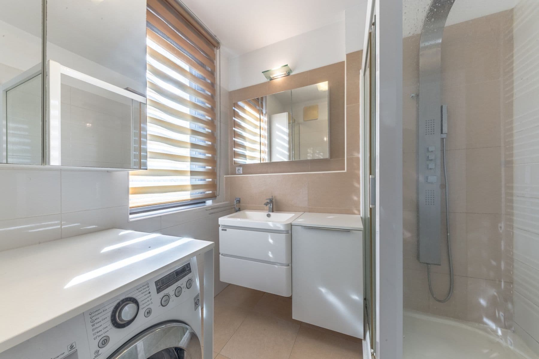 Prenájom bytu 50 m², Sousedíkova Rezidence nad Rokytkou, Praha, Praha Prenájom bytu 50 m², Sousedíkova Rezidence nad Rokytkou, Praha, Praha