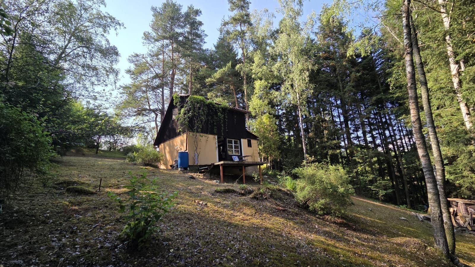 Predaj rekreačného objektu 35 m², pozemok 362 m², Bujanov, Jihočeský kraj Predaj rekreačného objektu 35 m², pozemok 362 m², Bujanov, Jihočeský kraj