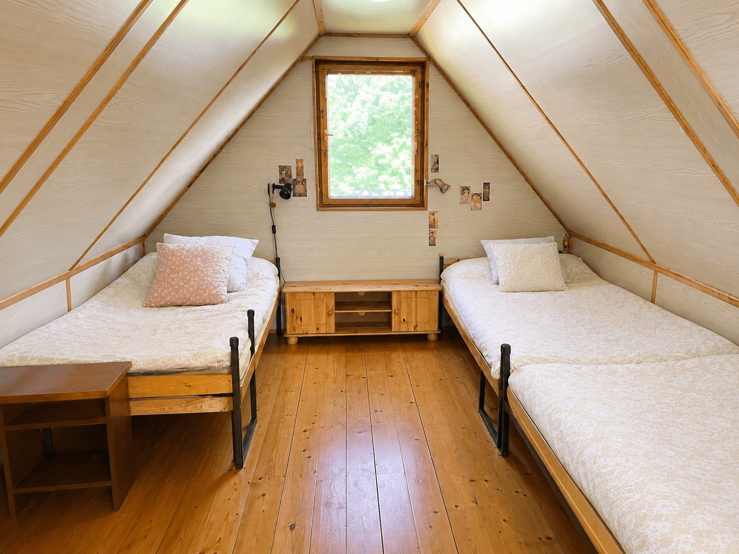Predaj rekreačného objektu 42 m², pozemok 1.157 m², Čížová, Jihočeský kraj Predaj rekreačného objektu 42 m², pozemok 1.157 m², Čížová, Jihočeský kraj