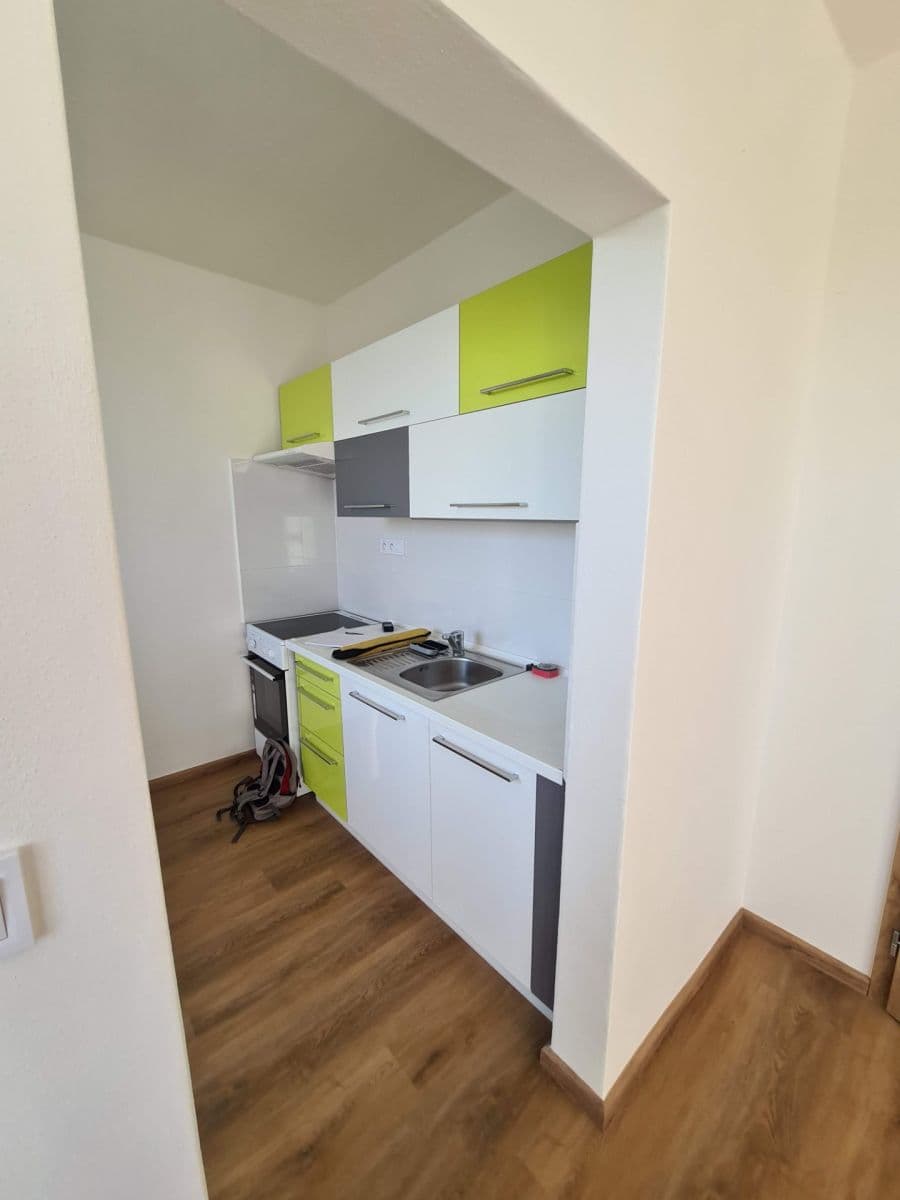 Prenájom bytu 1-izbový 32 m², Trnkova, Olomouc, Olomoucký kraj Prenájom bytu 1-izbový 32 m², Trnkova, Olomouc, Olomoucký kraj