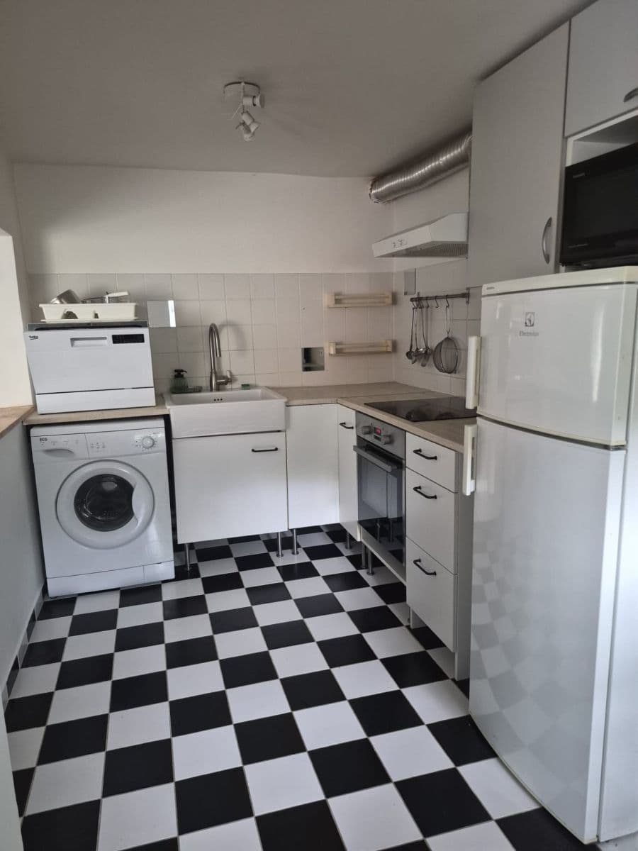 Prenájom bytu 2-izbový 50 m², Sedlákova, Brno, Jihomoravský kraj Prenájom bytu 2-izbový 50 m², Sedlákova, Brno, Jihomoravský kraj