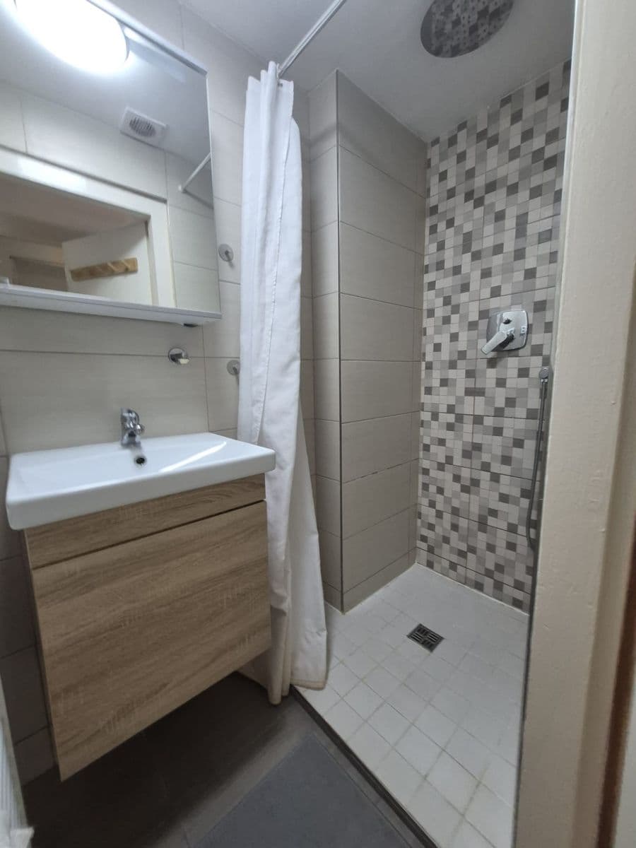 Prenájom bytu 2-izbový 50 m², Sedlákova, Brno, Jihomoravský kraj Prenájom bytu 2-izbový 50 m², Sedlákova, Brno, Jihomoravský kraj