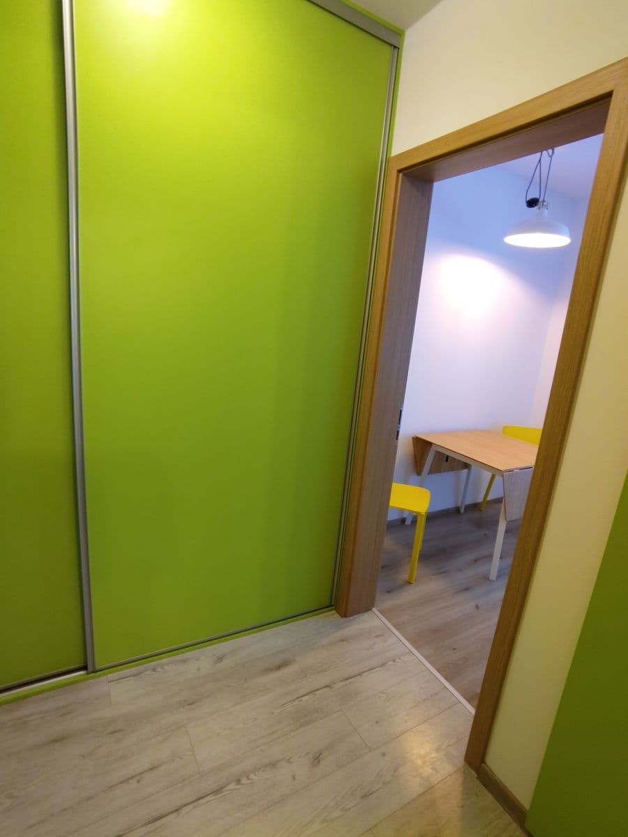 Prenájom bytu 1-izbový 42 m², K Vystrkovu, Praha, Praha Prenájom bytu 1-izbový 42 m², K Vystrkovu, Praha, Praha